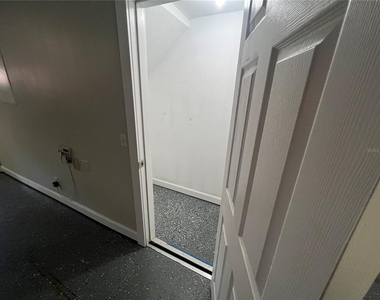 7350 Black Walnut Way - Photo Thumbnail 44
