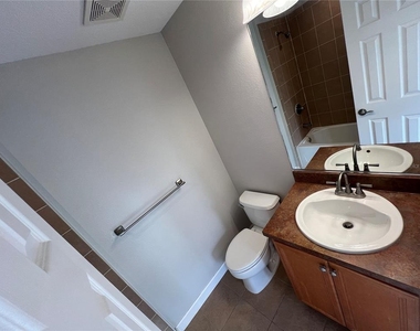 7350 Black Walnut Way - Photo Thumbnail 30