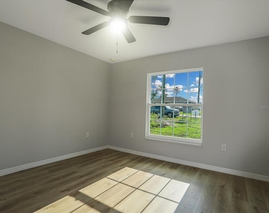 16619 Sw 31st Circle - Photo Thumbnail 17