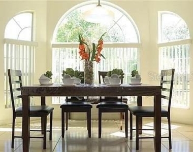 1010 Tourmaline Drive - Photo Thumbnail 5