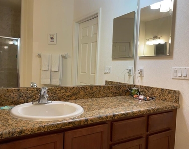 1010 Tourmaline Drive - Photo Thumbnail 39