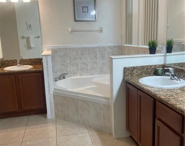 1010 Tourmaline Drive - Photo Thumbnail 14