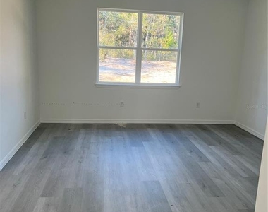 3467 W Seahorse Lane - Photo Thumbnail 15