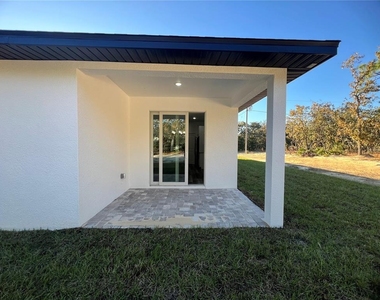 3467 W Seahorse Lane - Photo Thumbnail 22