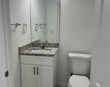 3467 W Seahorse Lane - Photo Thumbnail 8
