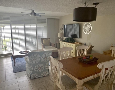 815 Ocean Shore Boulevard - Photo Thumbnail 2