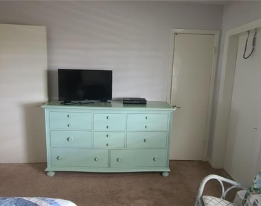815 Ocean Shore Boulevard - Photo Thumbnail 12