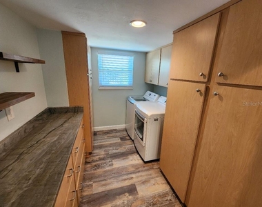 110 Surf Street - Photo Thumbnail 10