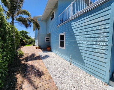 110 Surf Street - Photo Thumbnail 28