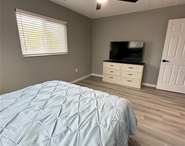 460 Base Avenue - Photo Thumbnail 10