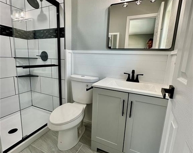 460 Base Avenue - Photo Thumbnail 21