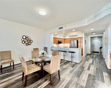 3321 Sunset Key Circle - Photo Thumbnail 25