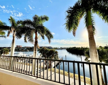 3321 Sunset Key Circle - Photo Thumbnail 11