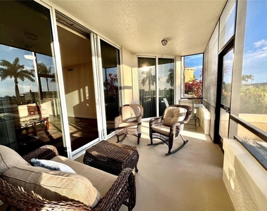 3321 Sunset Key Circle - Photo Thumbnail 6