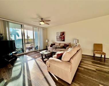 3321 Sunset Key Circle - Photo Thumbnail 19