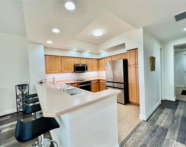 3321 Sunset Key Circle - Photo Thumbnail 24