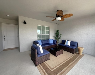 14221 Heritage Landing Boulevard - Photo Thumbnail 2