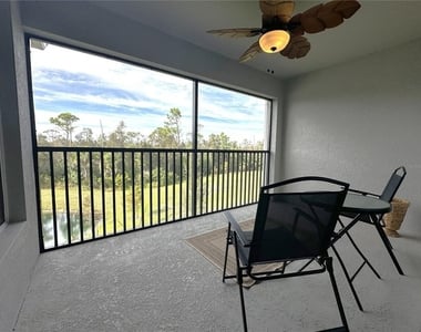 14221 Heritage Landing Boulevard - Photo Thumbnail 23