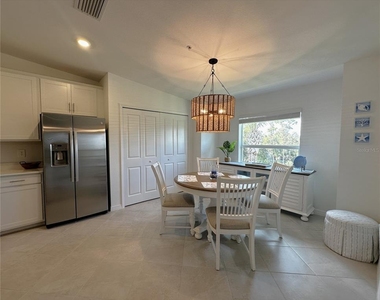 14221 Heritage Landing Boulevard - Photo Thumbnail 10