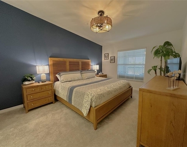 14221 Heritage Landing Boulevard - Photo Thumbnail 14