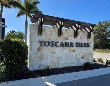124 Soliera Street - Photo Thumbnail 41