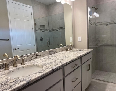 124 Soliera Street - Photo Thumbnail 3