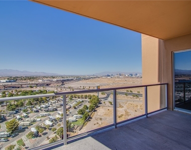 8255 Las Vegas Boulevard - Photo Thumbnail 5