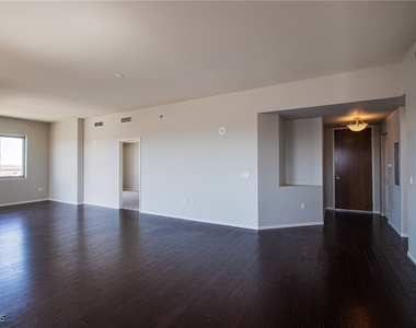 8255 Las Vegas Boulevard - Photo Thumbnail 22