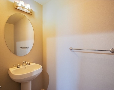 8255 Las Vegas Boulevard - Photo Thumbnail 18