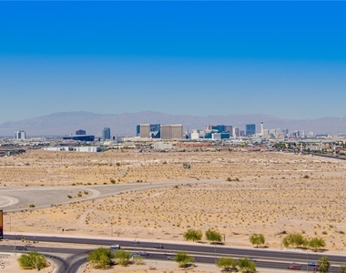 8255 Las Vegas Boulevard - Photo Thumbnail 8