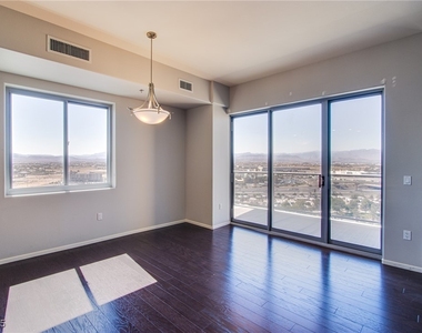 8255 Las Vegas Boulevard - Photo Thumbnail 28