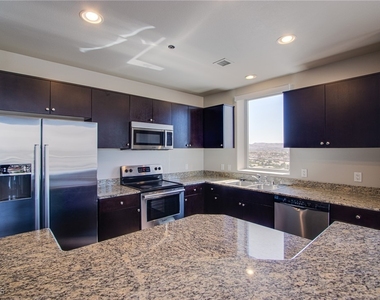 8255 Las Vegas Boulevard - Photo Thumbnail 31