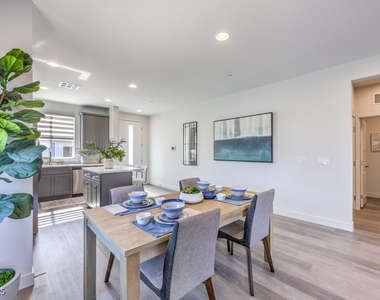 9446 Venus Point Court - Photo Thumbnail 3