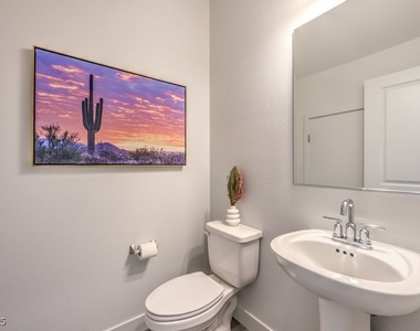 9420 Titania Dawn Street - Photo Thumbnail 6