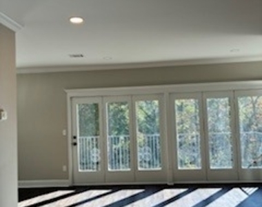 3201 Lenox Road Ne - Photo Thumbnail 8