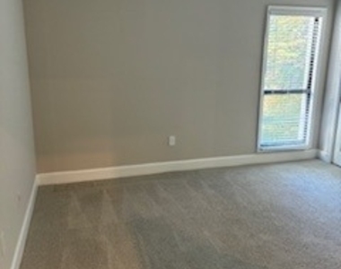 3201 Lenox Road Ne - Photo Thumbnail 6