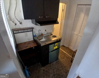 218a Hunt Street - Photo Thumbnail 5