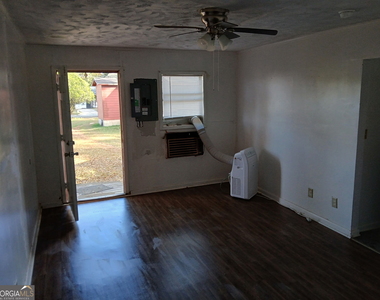 218a Hunt Street - Photo Thumbnail 7