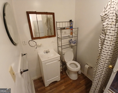 218a Hunt Street - Photo Thumbnail 6