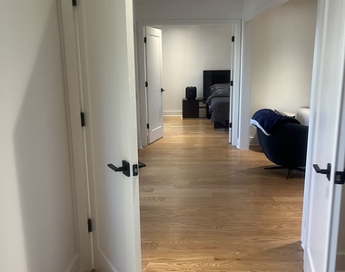 3201 Lenox Road Ne - Photo Thumbnail 5