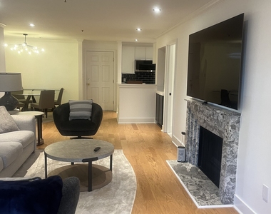 3201 Lenox Road Ne - Photo Thumbnail 9