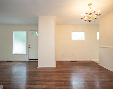 175 Habersham Way - Photo Thumbnail 15
