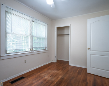 175 Habersham Way - Photo Thumbnail 36