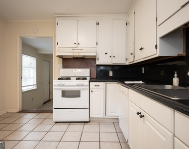 175 Habersham Way - Photo Thumbnail 23