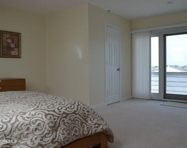 900 Ocean Avenue - Photo Thumbnail 37