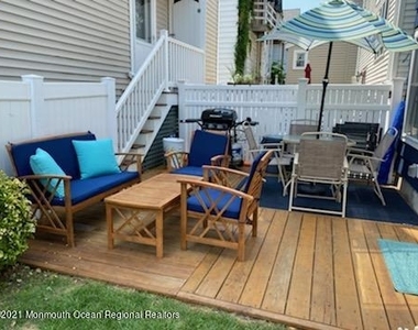 42 Abbott Avenue - Photo Thumbnail 24