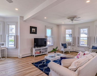 5 Ocean Avenue - Photo Thumbnail 9