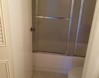 1300 Ne Miami Gardens Drive - Photo Thumbnail 7