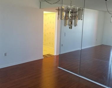 1300 Ne Miami Gardens Drive - Photo Thumbnail 3