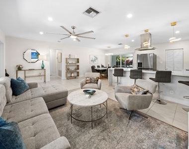 4804-4806 Ne 21st Avenue - Photo Thumbnail 7